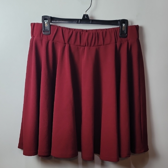 Chic Burgundy Skater Skirt - Picture 2 of 7